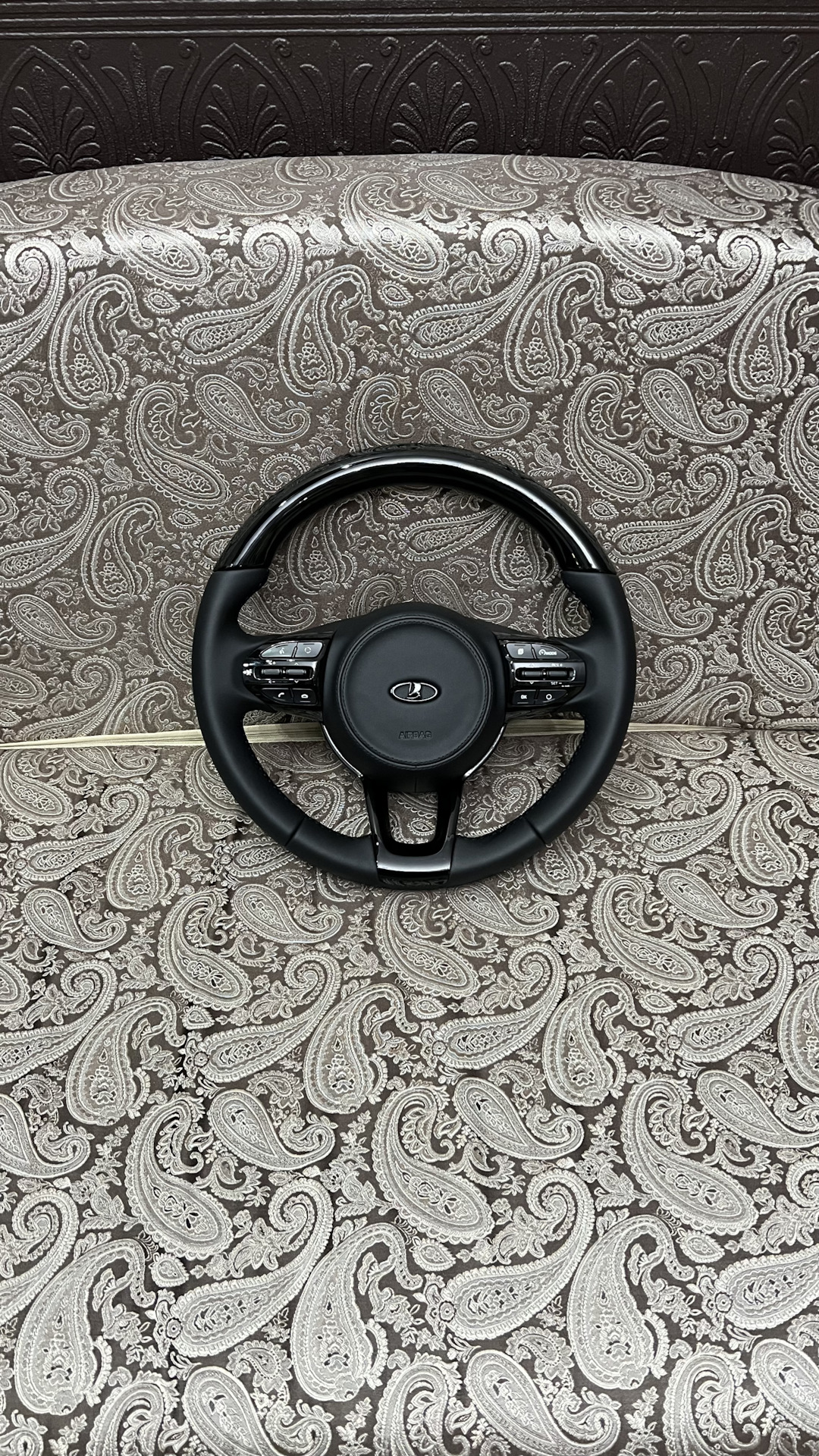 Новый руль на приору от kia sportage gt — Lada Приора хэтчбек, 1,6 л ...