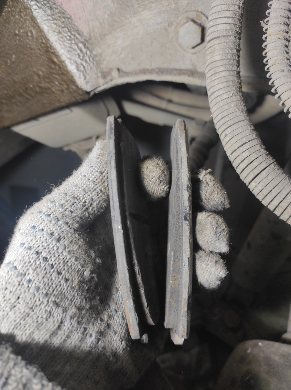 Что становится с колодаками( — Lada 4x4 5D