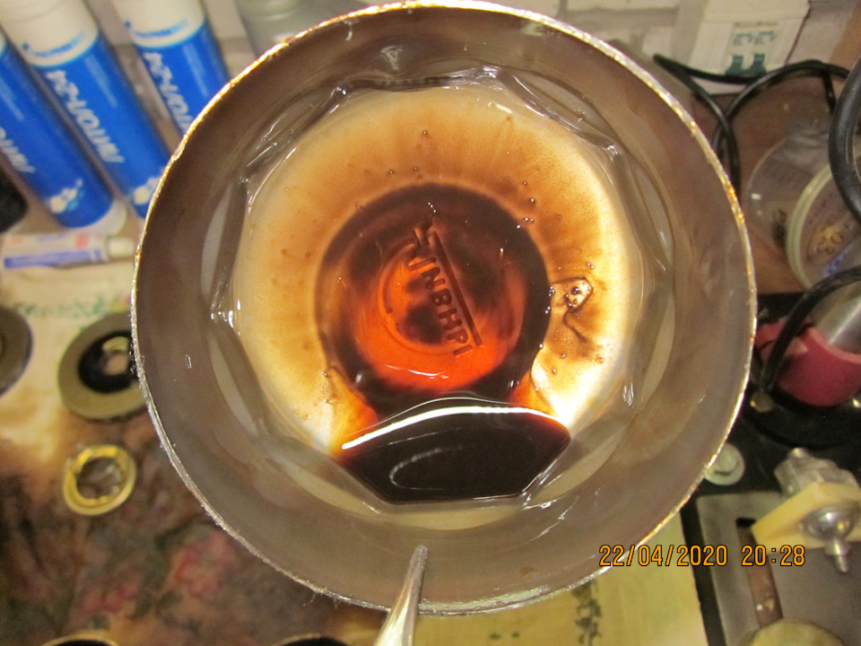 Внутренняя часть корпуса образца № 2. Пробег 7878км (куплен на заказ, установлен самостоятельно; летняя эксплуатация, преимущественно трасса) — Lada Vesta SW (1G). Запчасти на фото: 22042020