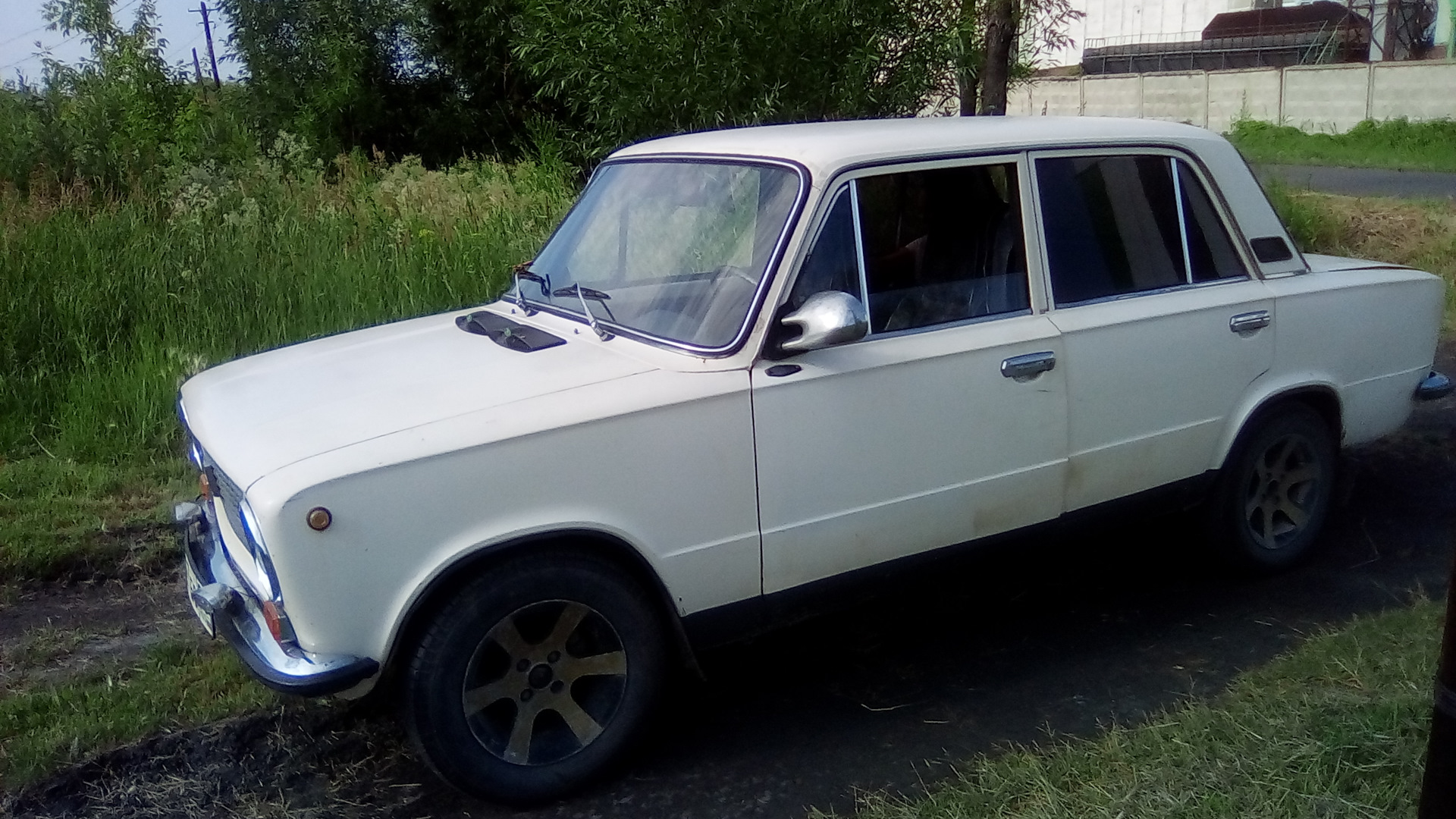 Lada 21011 1.7 бензиновый 1977 | МФNSTER на DRIVE2