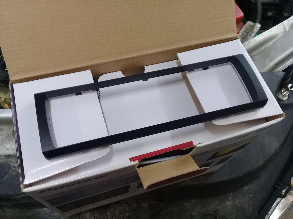 Новая автомагнитола Pioneer MVH-S110UIG — Nissan Almera V (G11/15), 1,6 ...