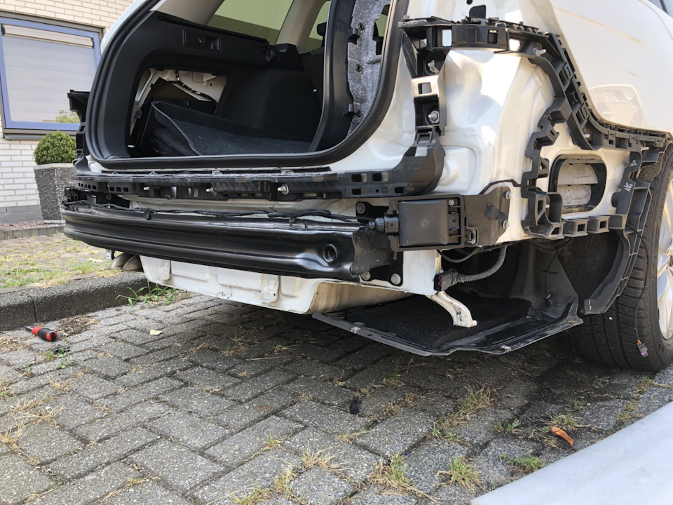 Правый — Volkswagen Golf Variant (Mk7)