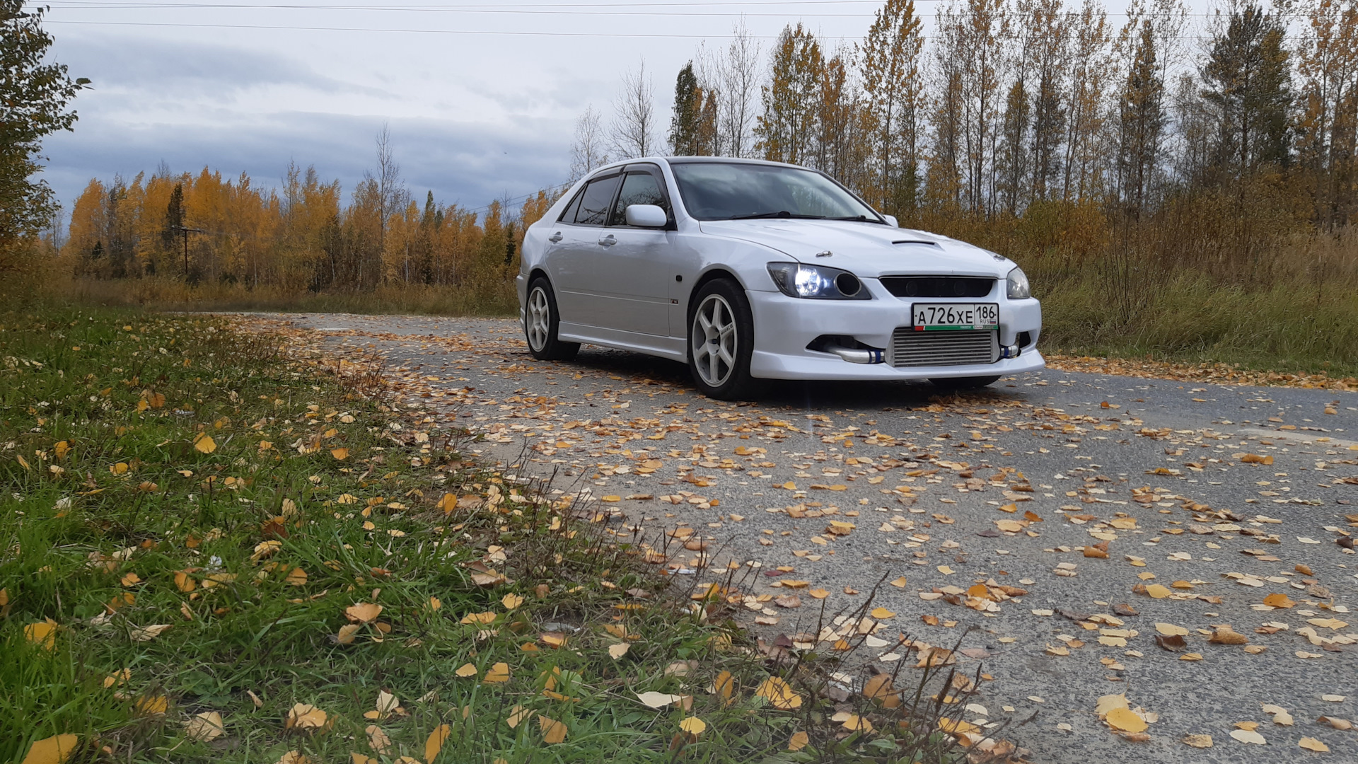 Toyota Altezza 3.0 бензиновый 2002 | 2JZGT 4WD / 800+л.с. на DRIVE2