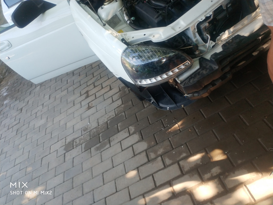 Опыт в покупке НОВЫХ линзовых фар — Lada Приора хэтчбек, 1,6 л, 2012 ...