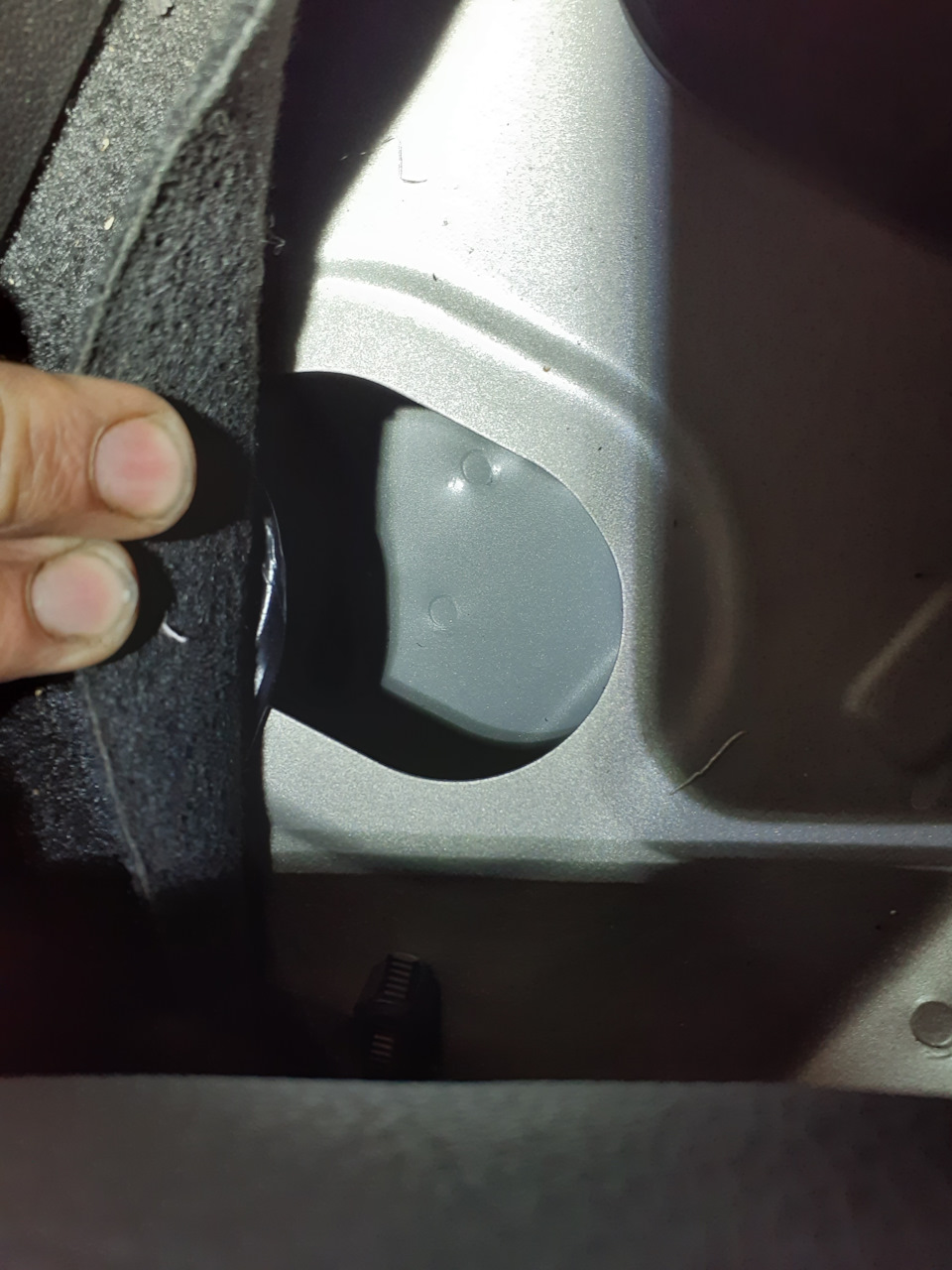 Сравнение заводской антикоррозийной обработки Renault Duster румынской ...