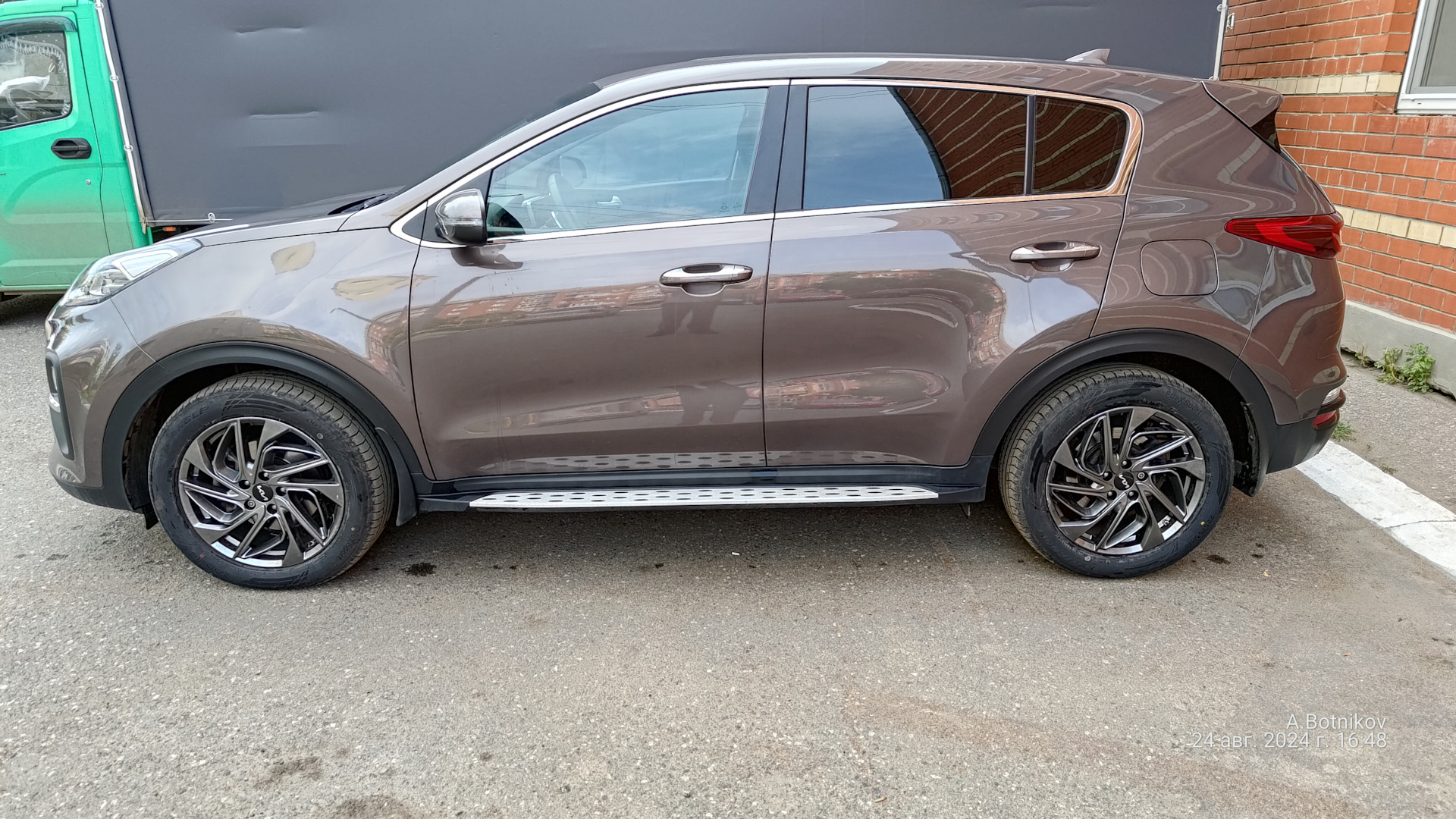 Диски с шинами 18 диаметра — KIA Sportage (4G), 2 л, 2021 года ...