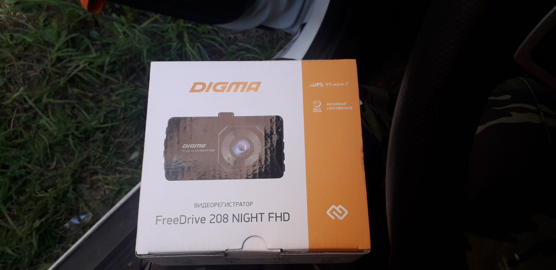 Видеорегистратор digma freedrive 208