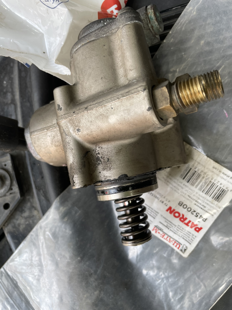 Фото в бортжурнале Audi RS4 (B7). Запчасти на фото: P45200B