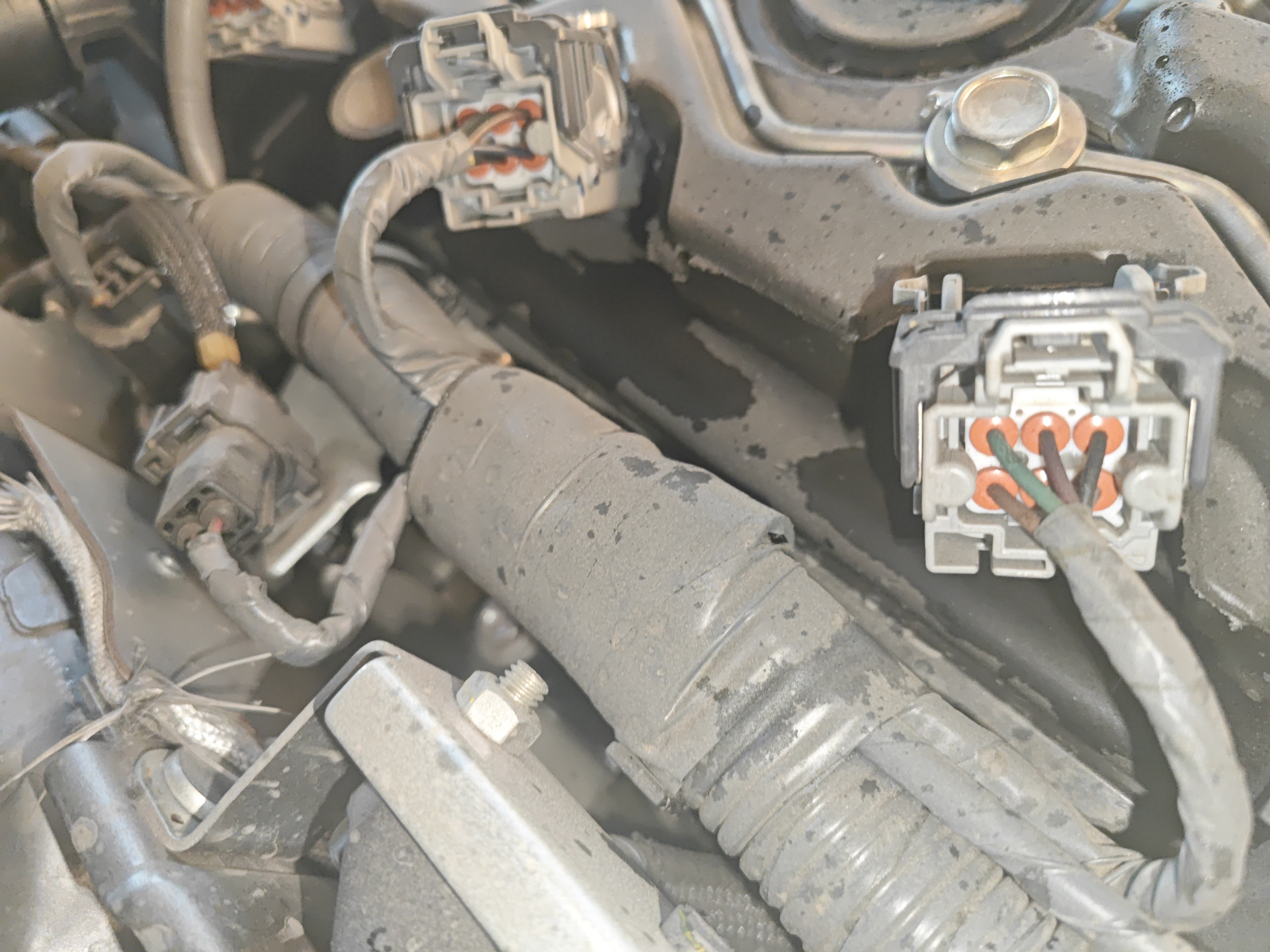 Дым из под щупа — Mazda CX-5 (2G), 2,2 л, 2020 года | поломка | DRIVE2