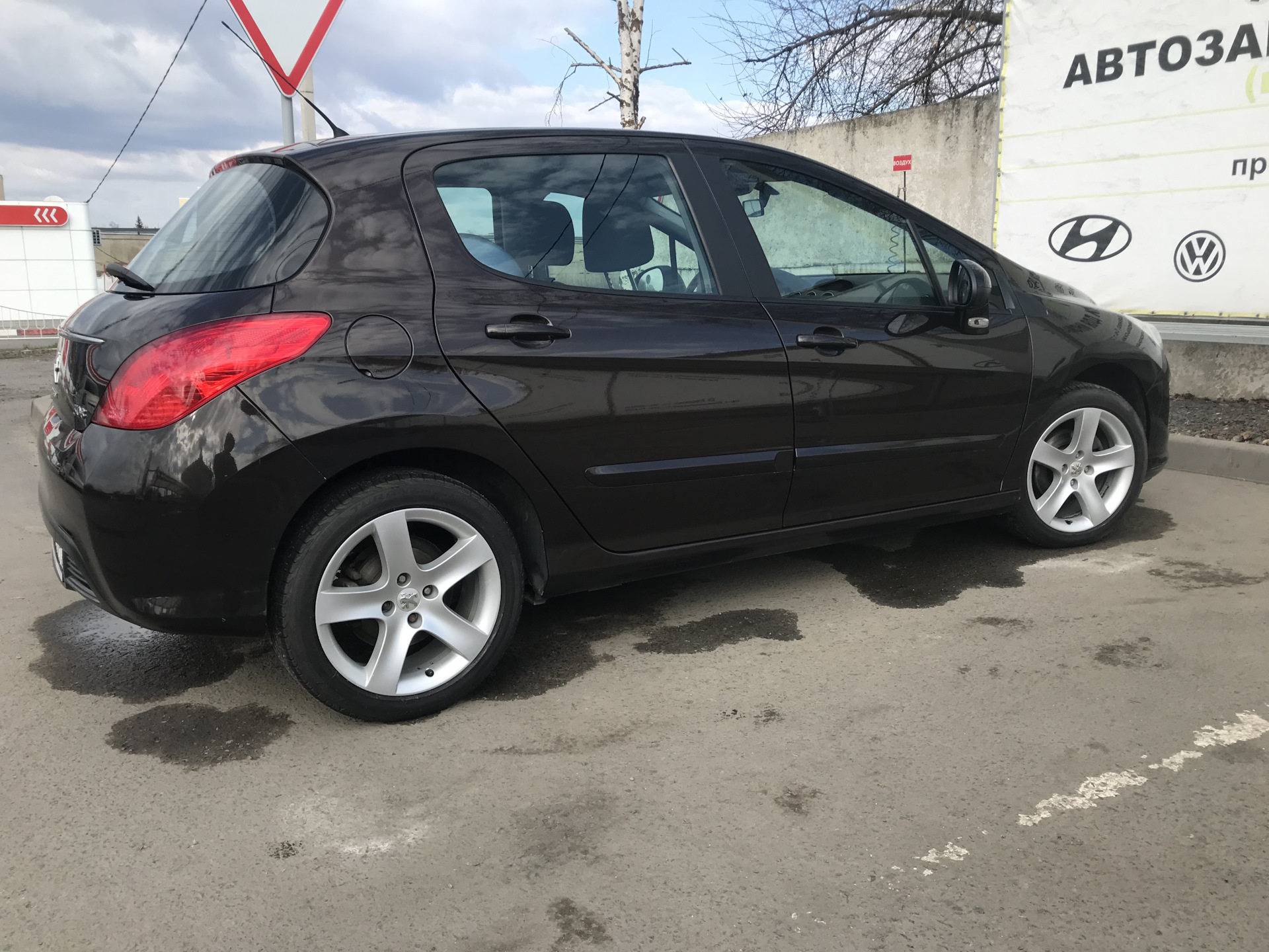 Переход на r17 Rinjani — Peugeot 308 (1G), 1,6 л, 2012 года | колёсные диски  | DRIVE2