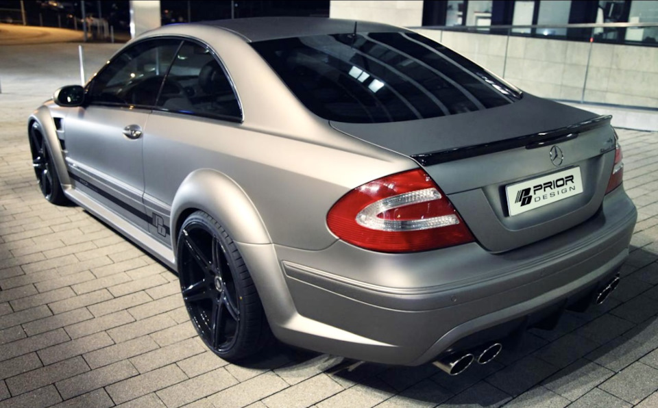 Mercedes CLK черный