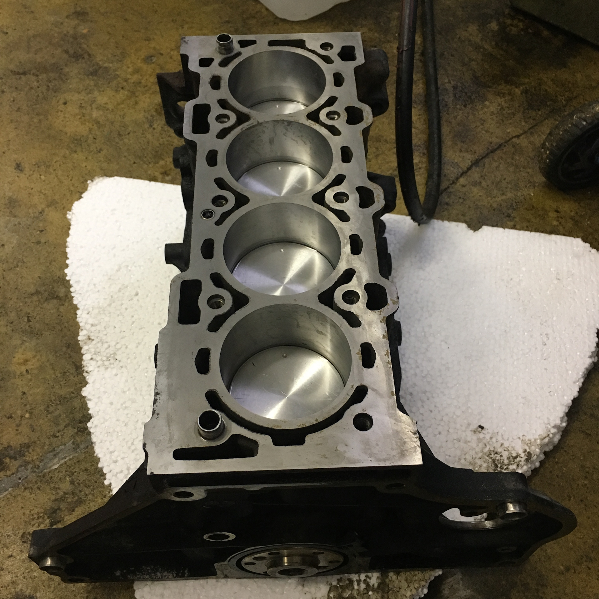 16 lets. 16 lets. Двигатель a16let opel. 6 турбо. Гбц z16ler.