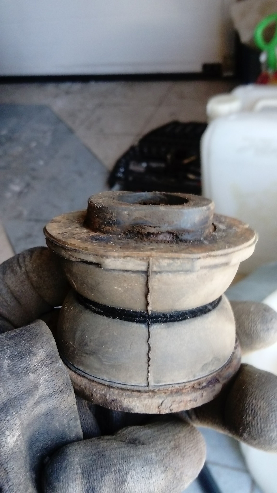 Подушки между кузовом и рамой. — Hummer H3, 3,5 л, 2006 года | своими ...