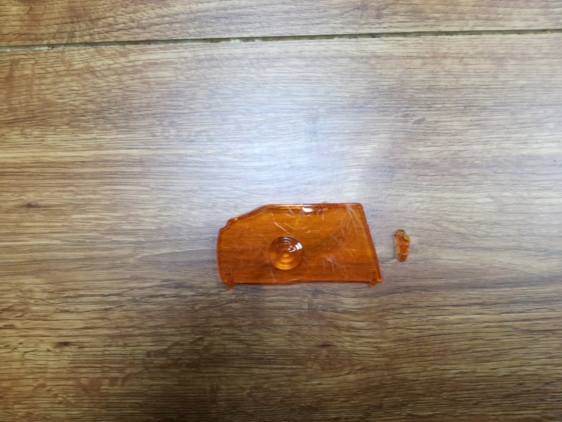 Удаление аппендицита или желтого светорассеивателя из фары от Volvo ...