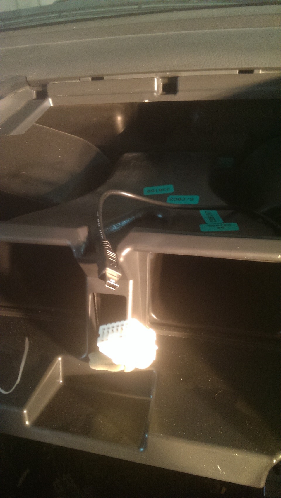 Suzuki Swift. Подключение навигатора и видео регистратора. — DRIVE2