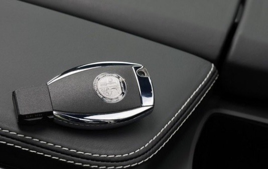 Чехол для ключа /////AMG — Mercedes-Benz G 55 AMG (W463), 5,5 л, 2011 ...
