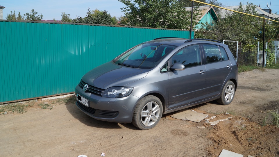 Спасибо за все мой гольфик😪 — Volkswagen Golf Plus, 1,6 л, 2011 года ...
