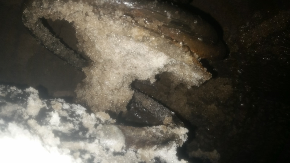 Лопнула пружина амортизатора — Nissan Almera II (N16), 1,8 л, 2003 года ...