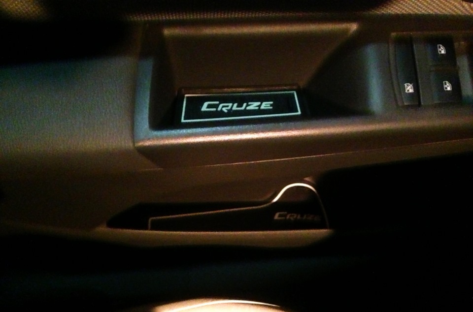 Вкладочки в карманы и ниши. — Chevrolet Cruze (1G), 1,6 л, 2010 года ...