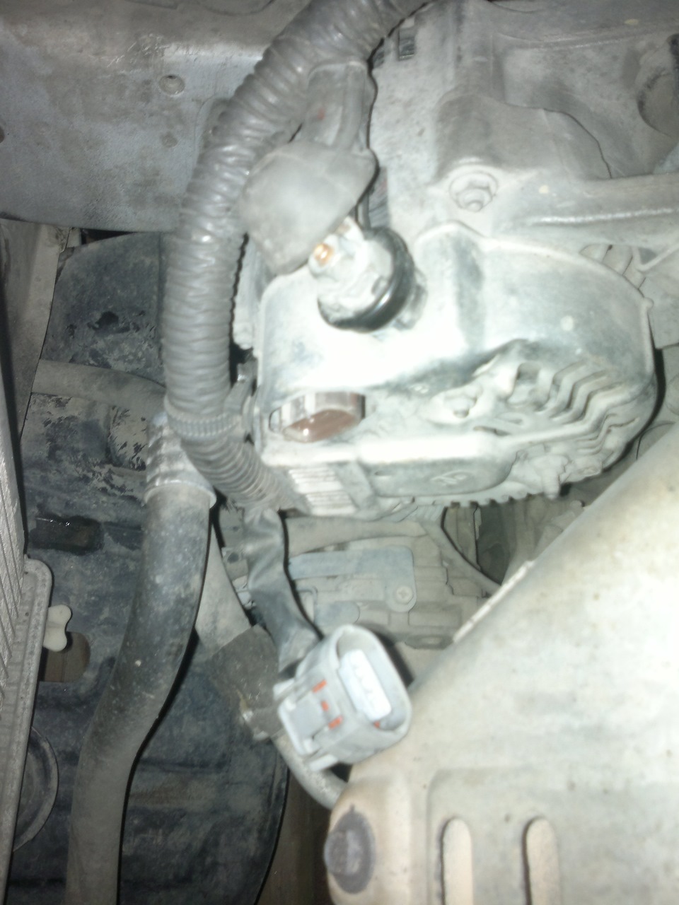 Замена Щеток генератора — Toyota Corolla (110), 1,5 л, 1999 года ...