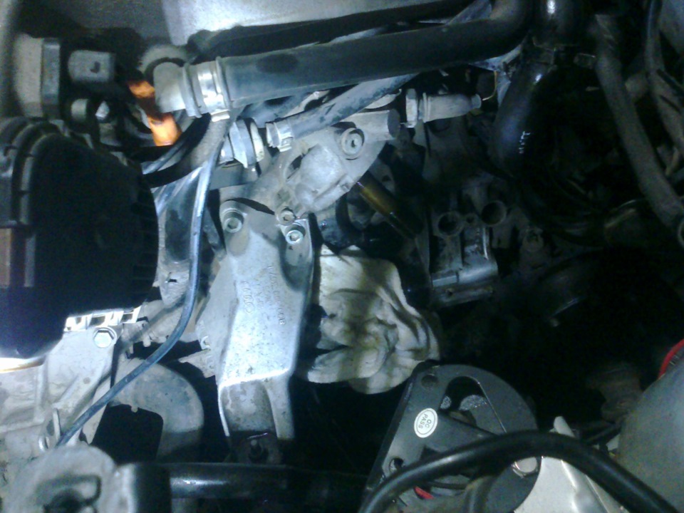 клапан слива масла — Volkswagen Passat Variant (B5), 1,8 л, 1999 года ...
