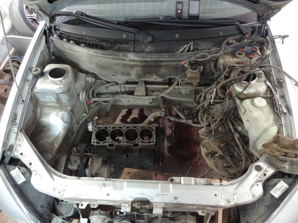 сборка автомобиля в апреле 13 года, замена КПП, ГБЦ и всей подвески ...