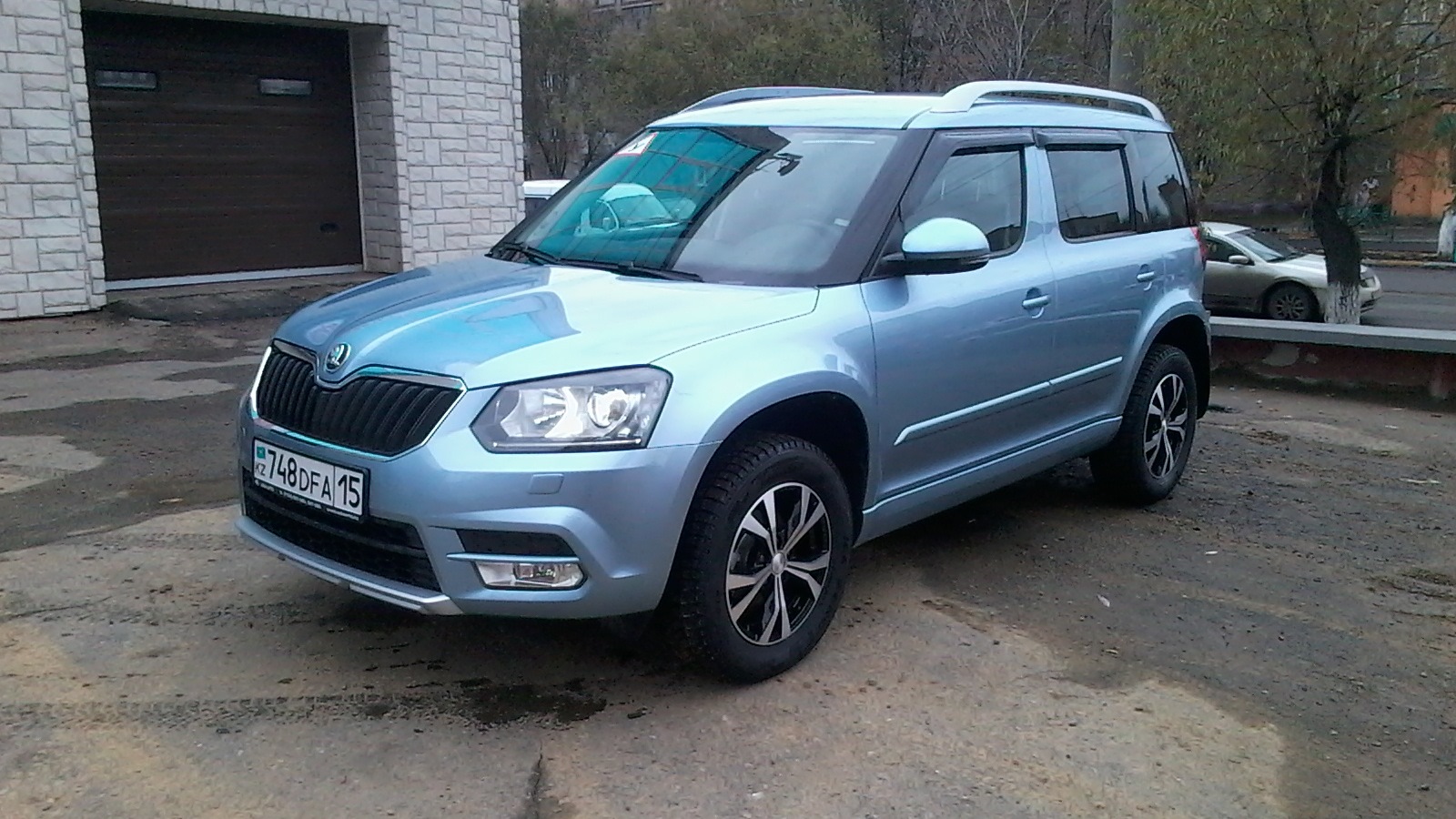 225 55 17 шкода йети. 225/55/17 skoda yeti. 2. 215/60 r17 шкода йети. Skoda yeti 225/55 r17.