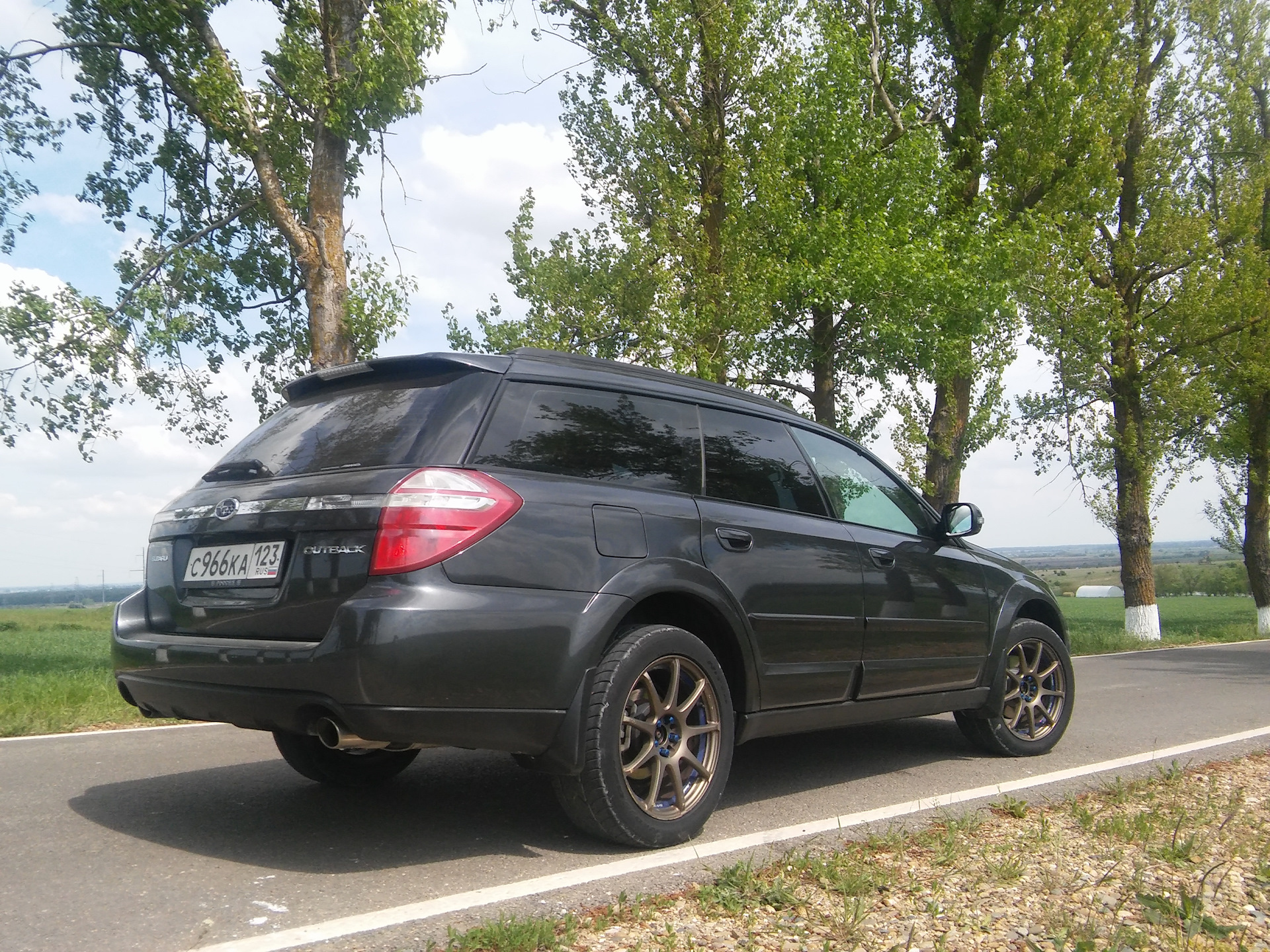 Диски subaru outback. Subaru Outback BP r17. Subaru Outback BP r18. Subaru Outback 2008. Subaru Outback 2007.