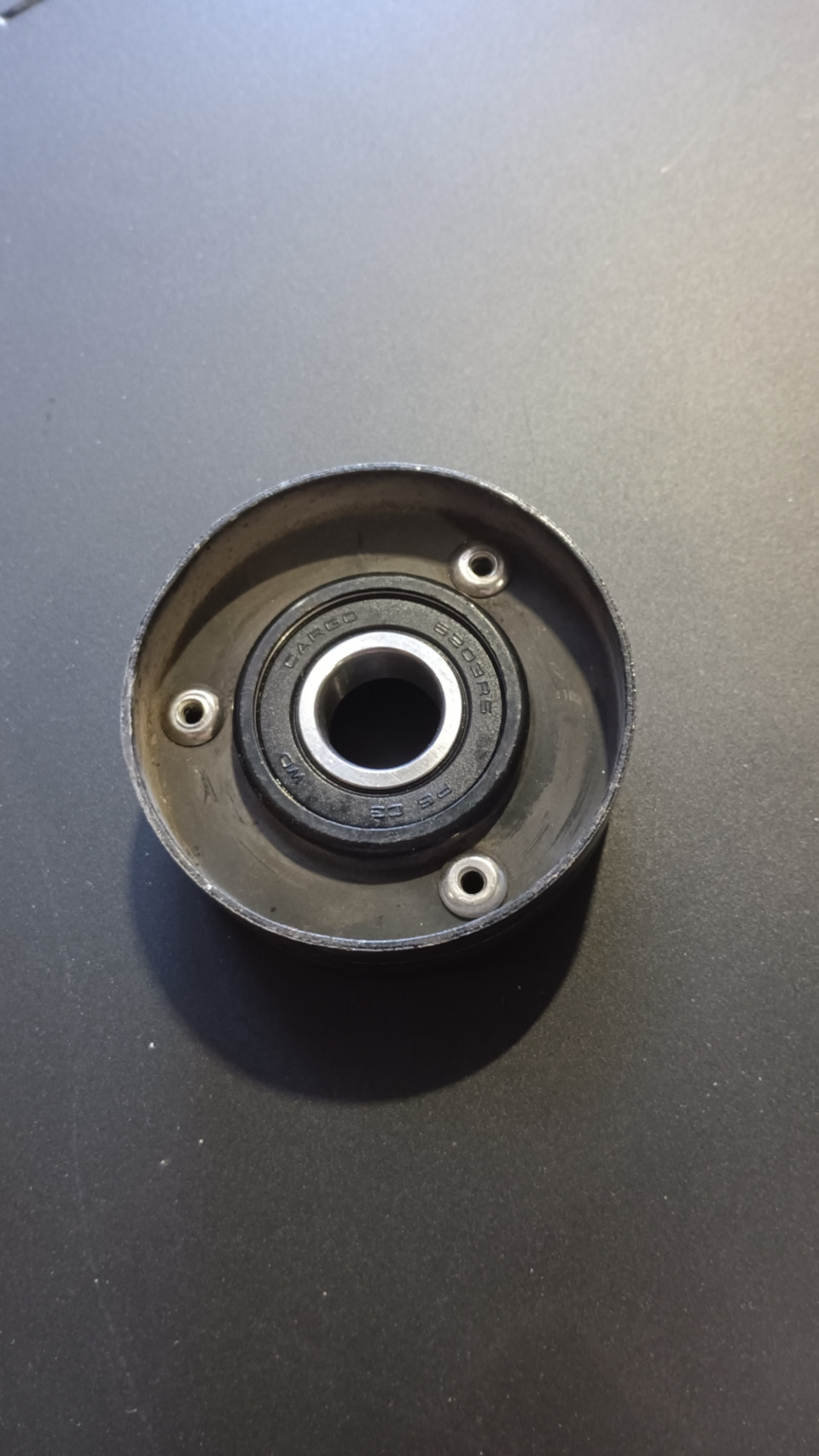 Замена подшипника в ролике натяжителя — Rover 45, 2 л, 2001 года ...