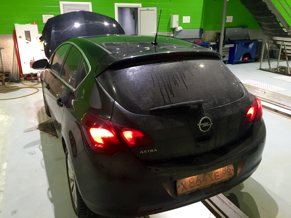 Фото в бортжурнале Opel Astra J