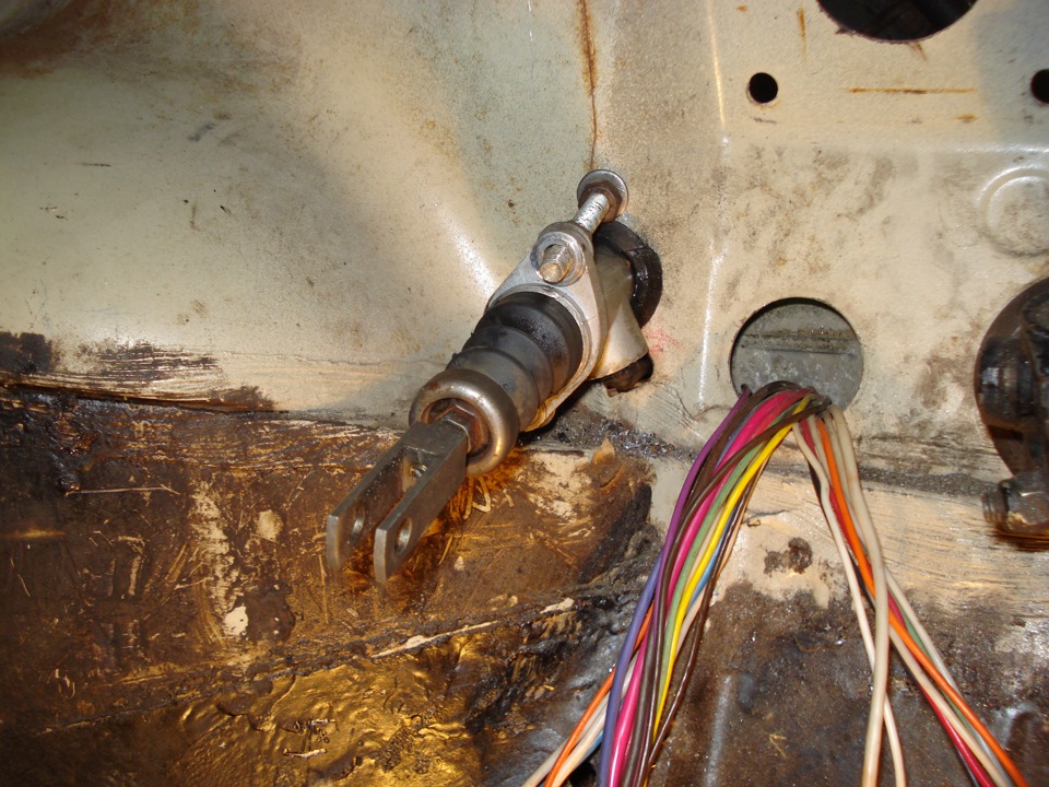 Привод сцепления. — Москвич 2141, 1,8 л, 1996 года | тюнинг | DRIVE2