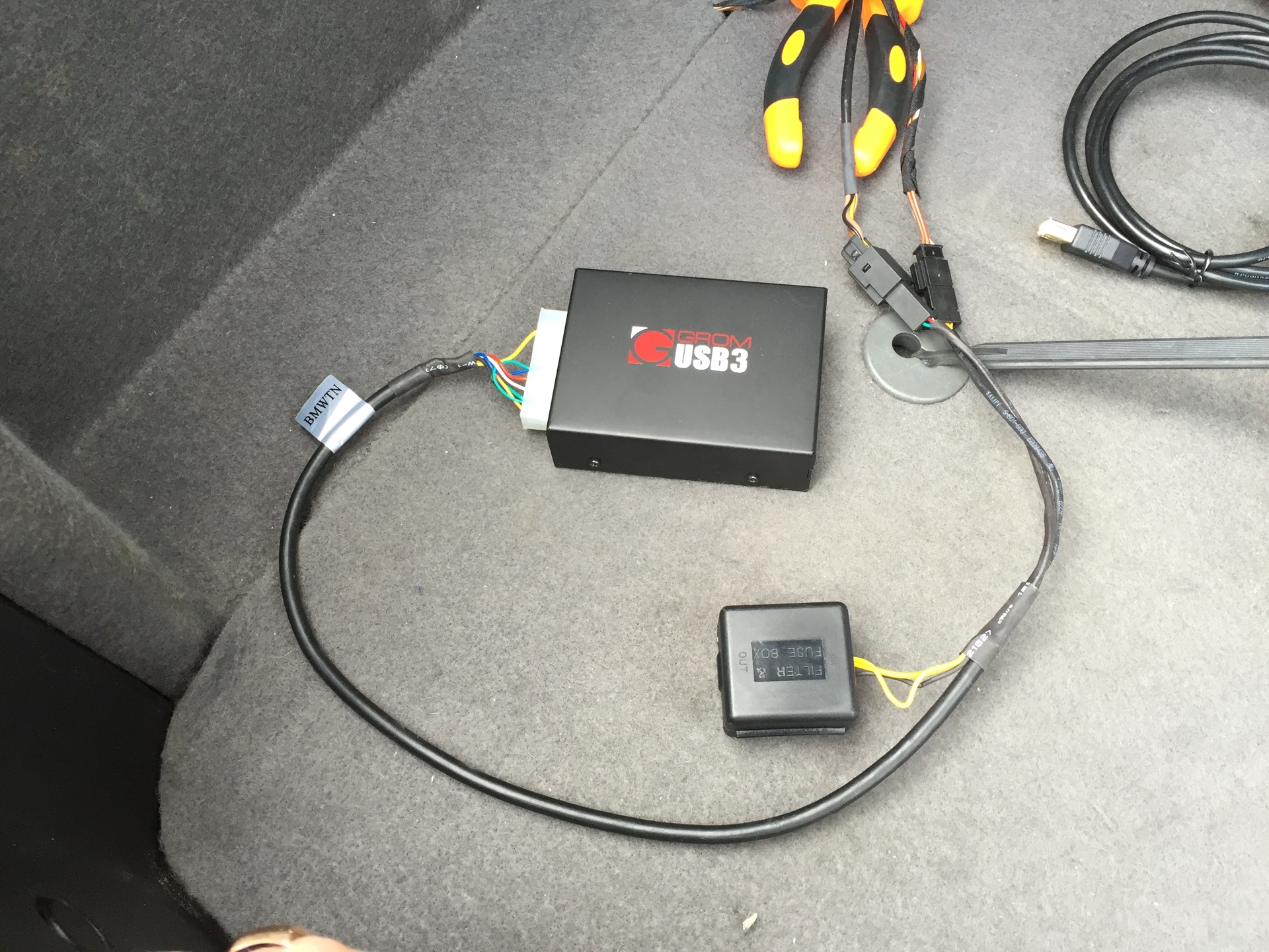 Grom bmw. Grom audio. Адаптер кар плей. Grom audio. Grom car bluetooth dongle add-on для некоторых комплектов, 10 футов.