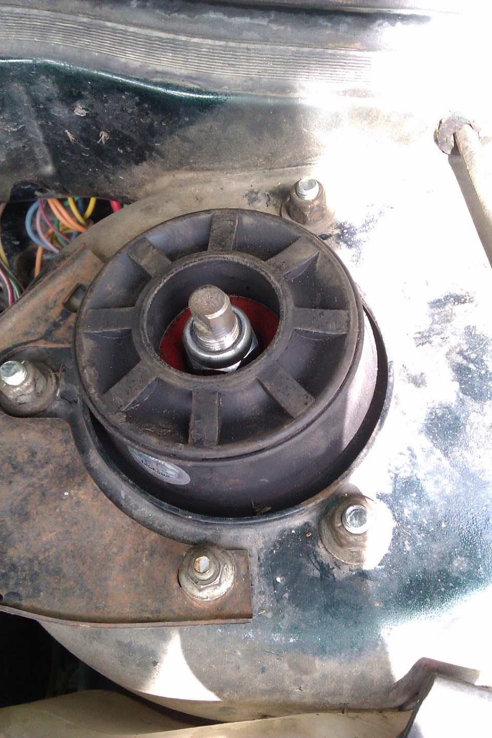 •Наконец-то пришло время перебрать переднюю подвеску — Lada 2114, 1,5 л ...