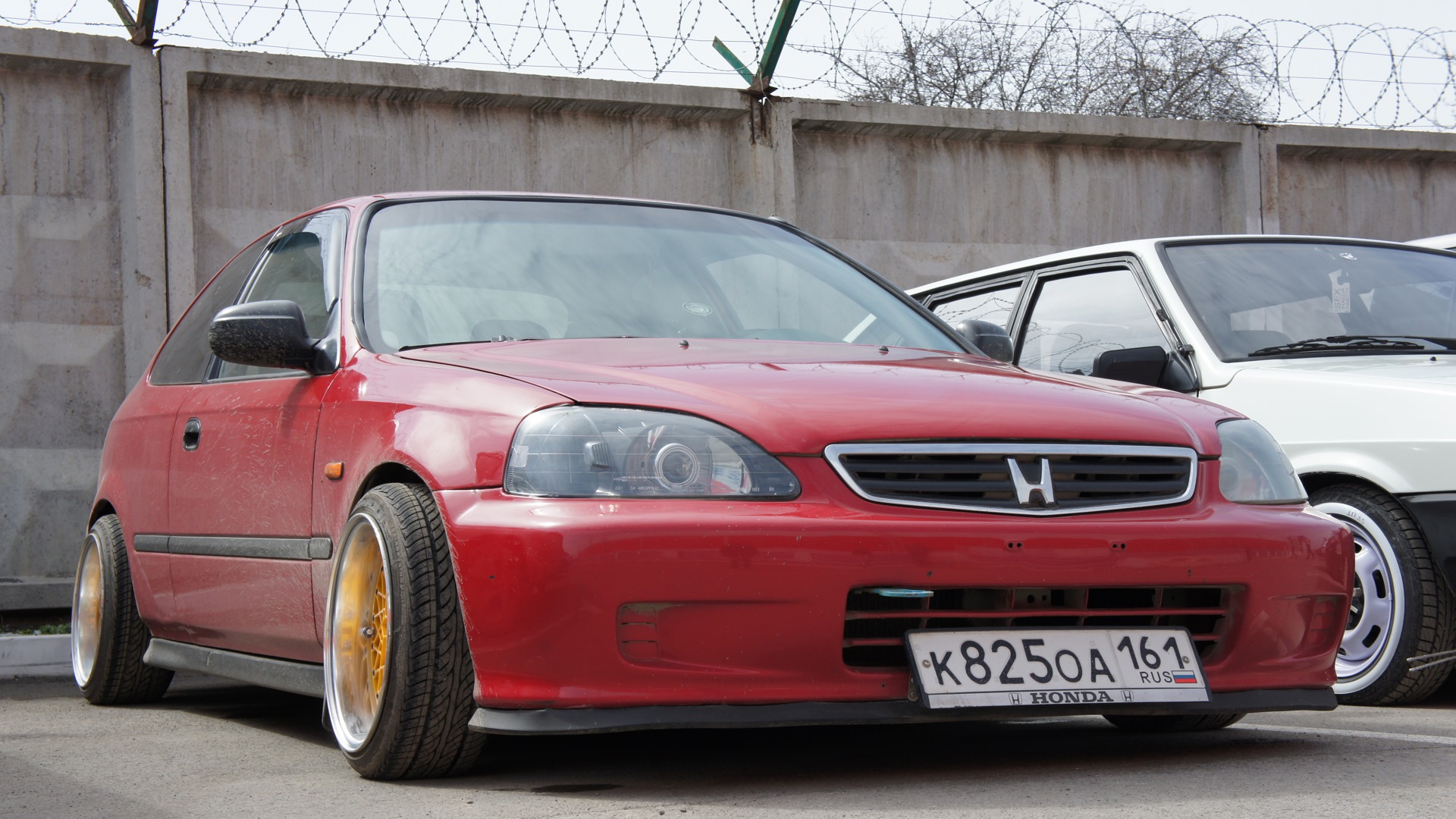 Honda Civic Hatchback (6G) 1.4 бензиновый 1999 | Akira на DRIVE2