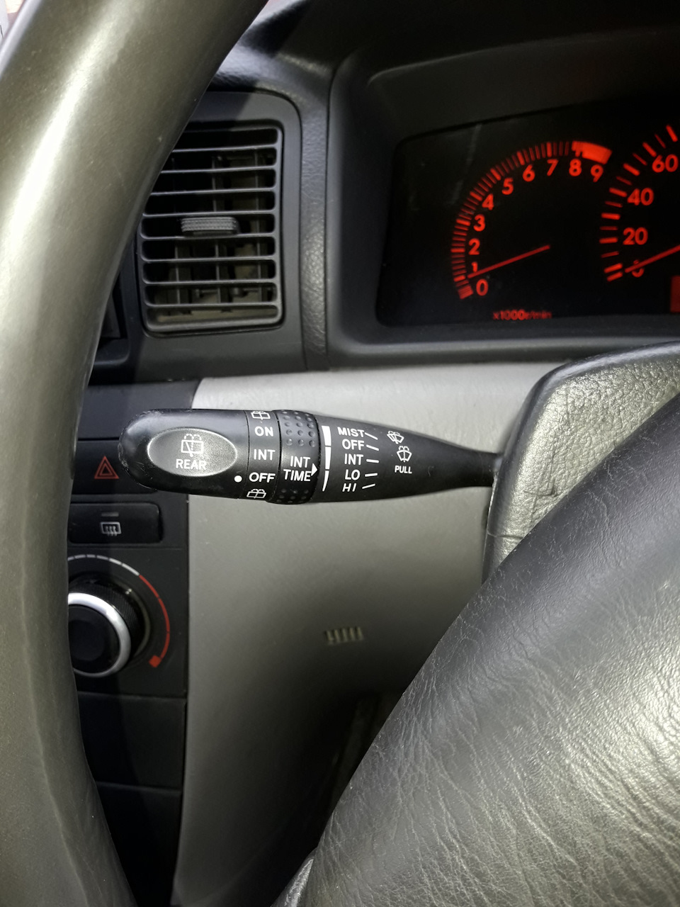 Как поменять переключатель дворников на королле