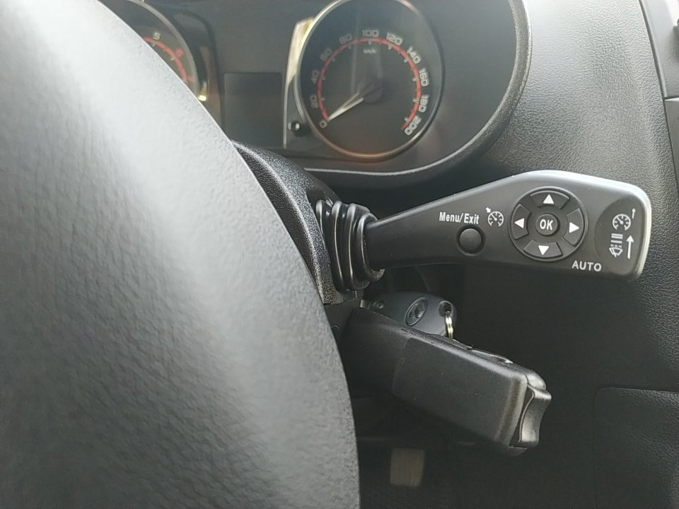 Подрулевой Джойстик для магнитолы — Lada Гранта Лифтбек (2G), 1,6 л ...