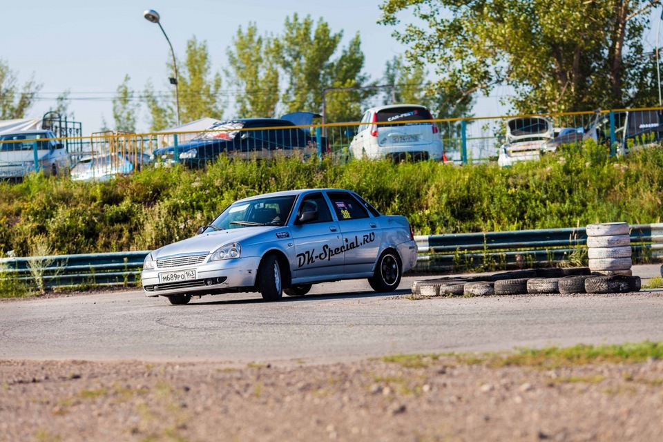 Автодром новороссийск. Автодром КВЦ. Автодром КВЦ Тольятти. Город ралли в Северной Каролине. Тольятти зима автодром КВЦ.