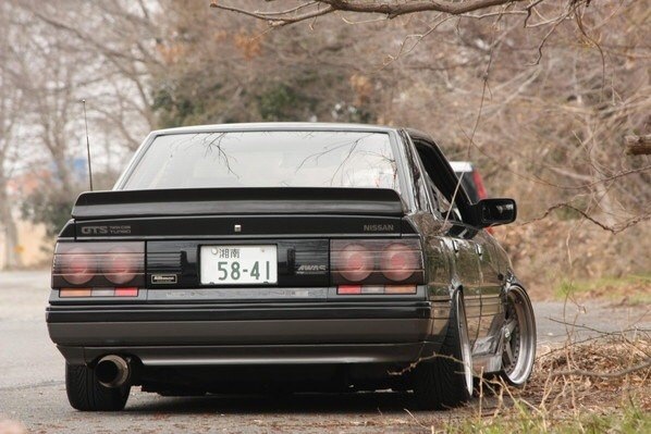 Nissan Skyline r30 седан