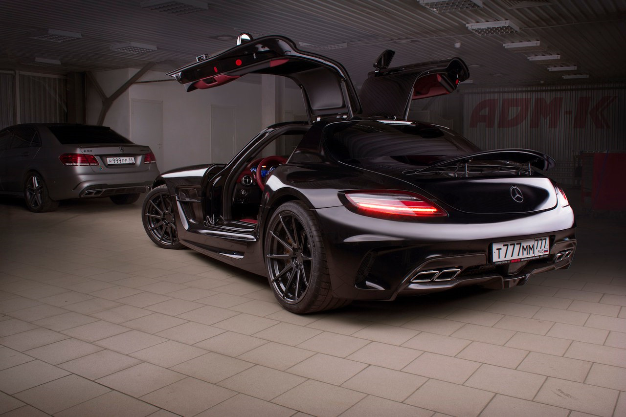 Mercedes SLS