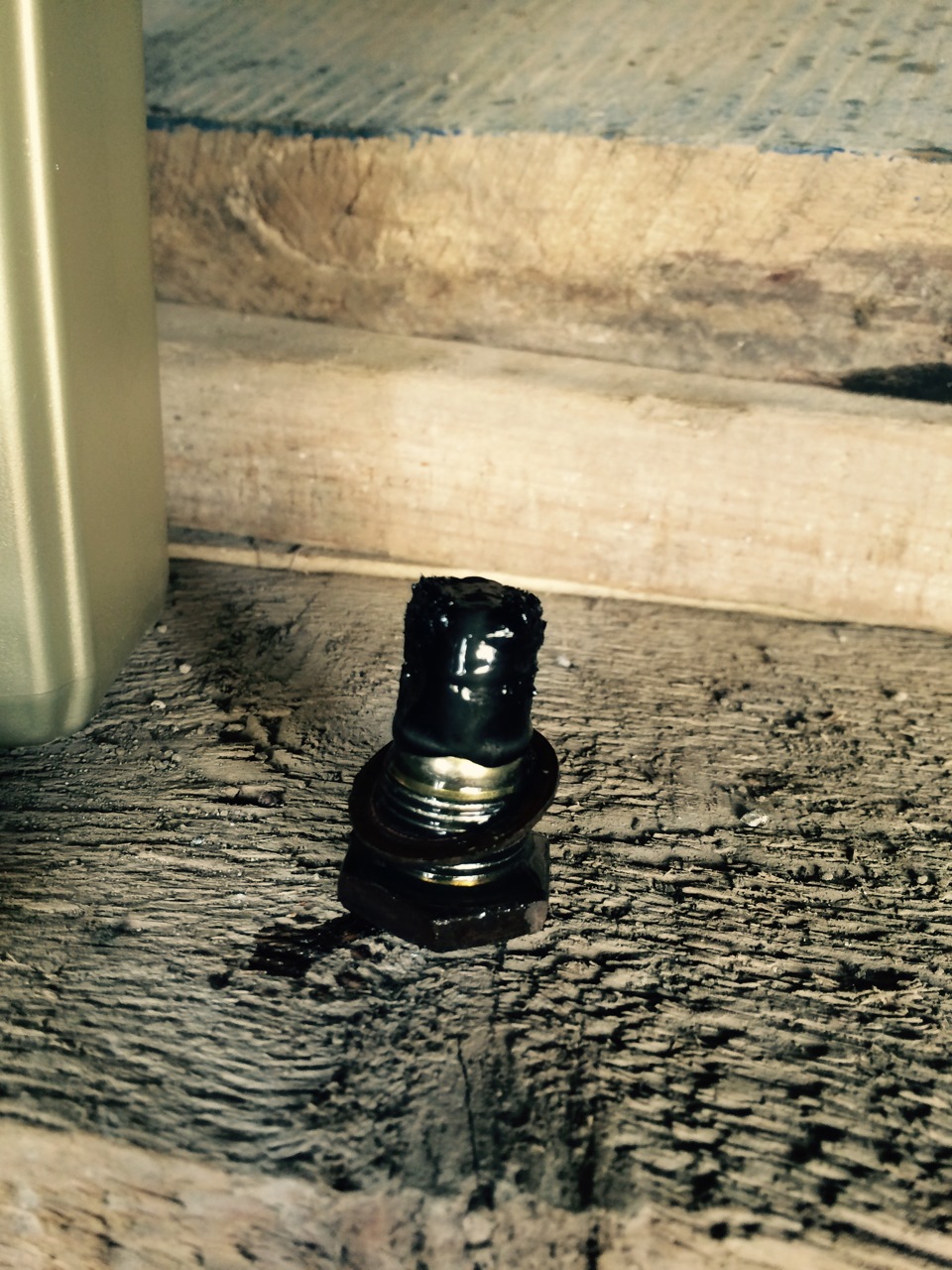 Замена масла в заднем мосту) — Mitsubishi Montero Sport, 3,5 л, 2002 ...