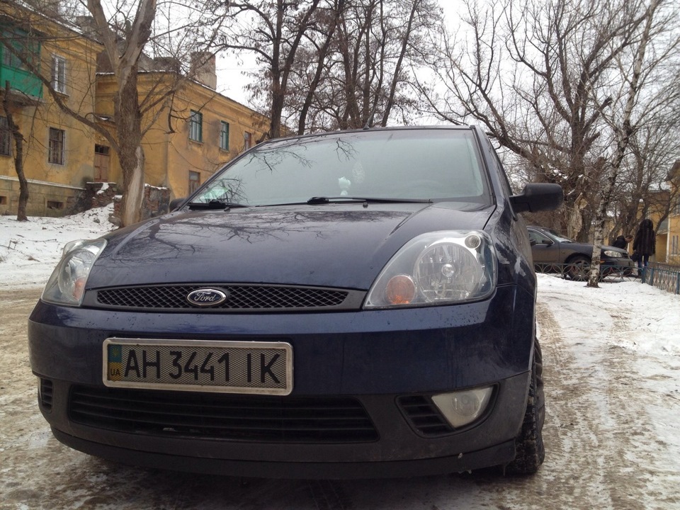 Фары как на 2006 — Ford Fiesta (Mk V), 1,4 л, 2005 года | своими руками ...