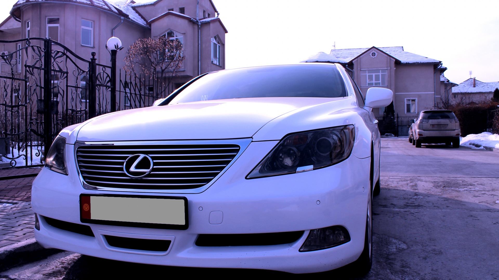 Lexus LS (USF40/41) 4.6 бензиновый 2008 | 460 L White Yacht на DRIVE2