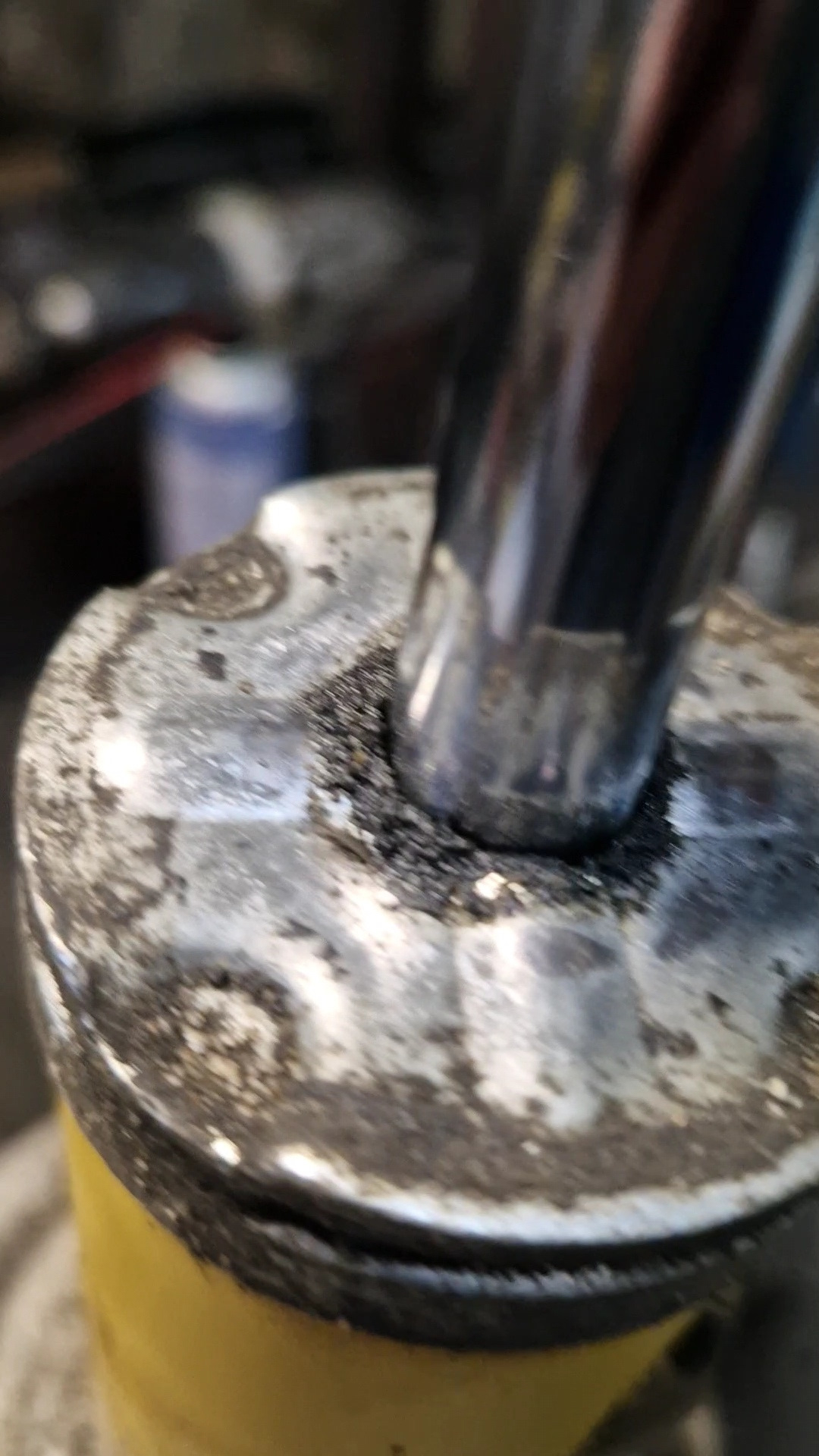 Стук задней подвески/люфт штока амморта. Пробуем разобраться — Subaru ...