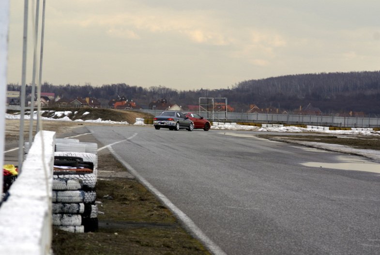 начало битвы с акурой — Subaru Impreza WRX STI (GC)