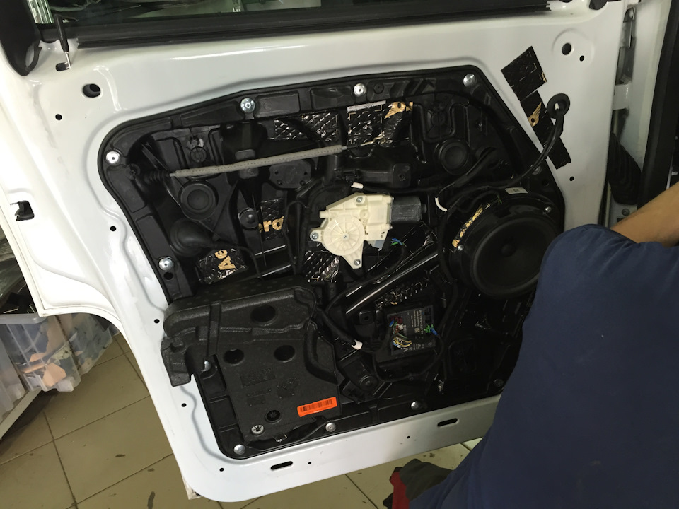 Фото в бортжурнале Mercedes-Benz V-Class (W447)