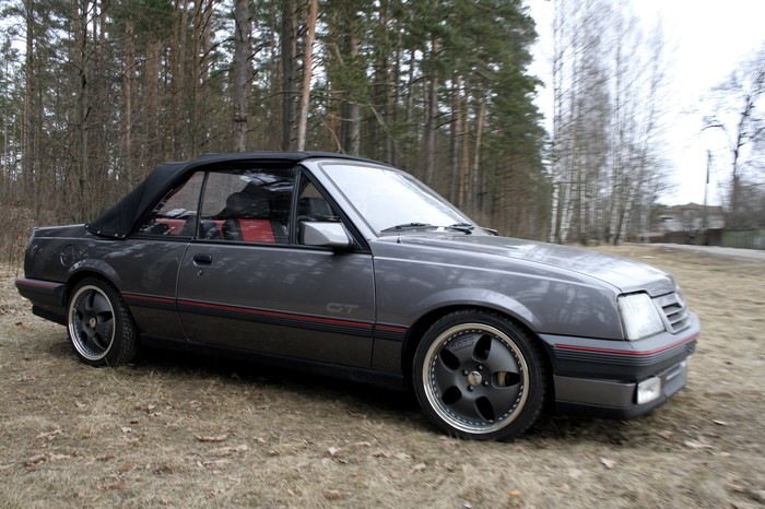 Opel Ascona gt Sport салон