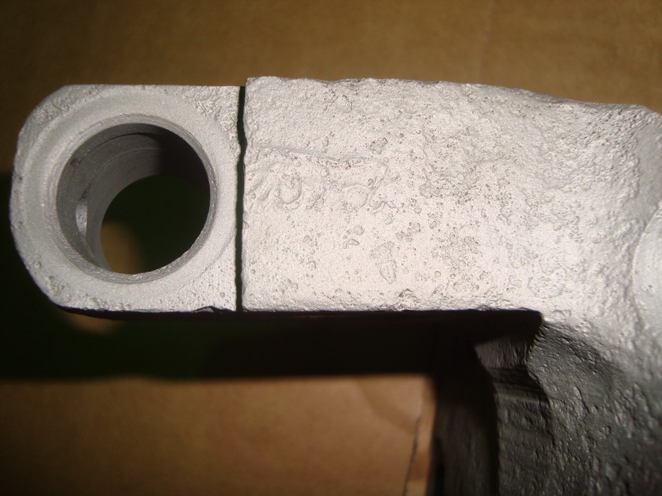 тут четко читается Ford — ГАЗ АА