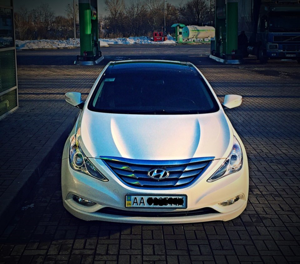 Sonata yf. Hyundai Sonata 2011. Hyundai Sonata YF 2011. Тюнинговые Хендай Соната 2011. Хендай Соната 2011 хамелеон.