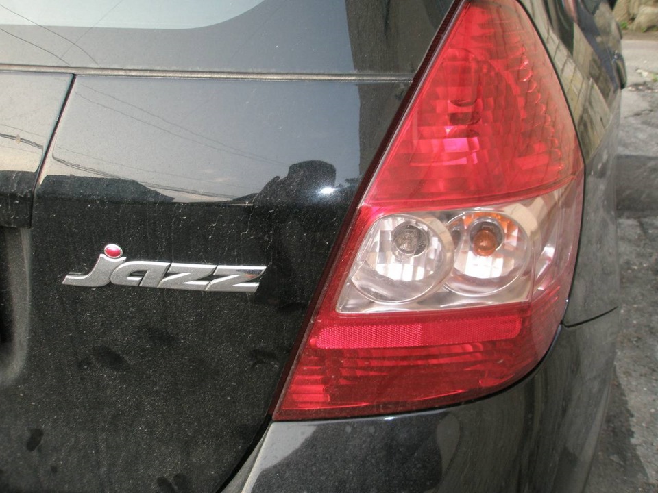 Грязнуля — Honda Jazz (1G), 1,4 л, 2005 года | фотография | DRIVE2