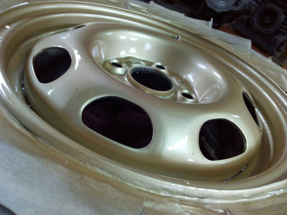 Красим штампованные диски своими руками — Volkswagen Polo Mk3, 1,4 л ...